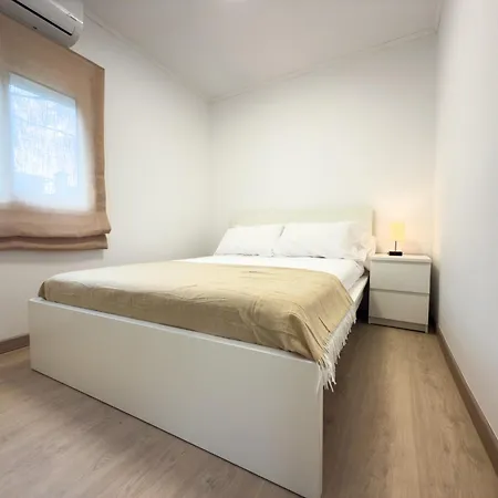 107 - Beachside Renovated 1br 5 Min From *