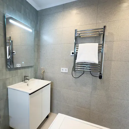דירה 107 - Beachside Renovated 1br 5 Min From קמברילס