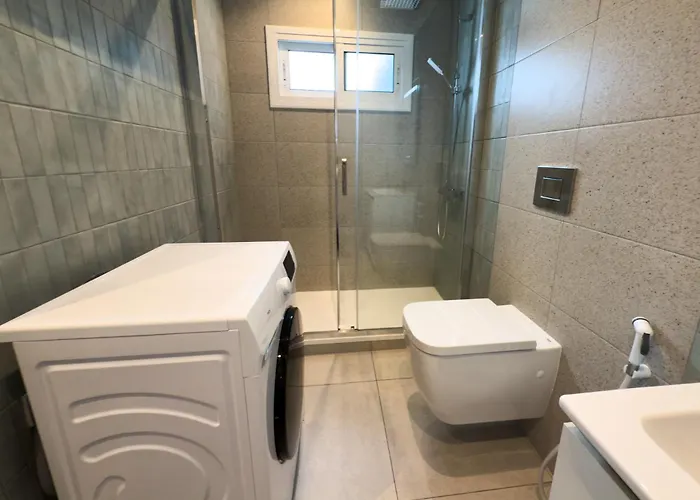 107 - Beachside Renovated 1br 5 Min From Apartmán Cambrils